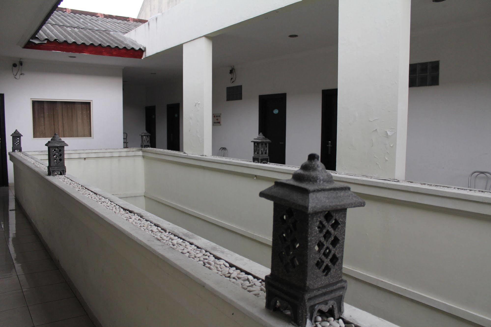 Hotel Sinar 3 Sedati Exteriér fotografie