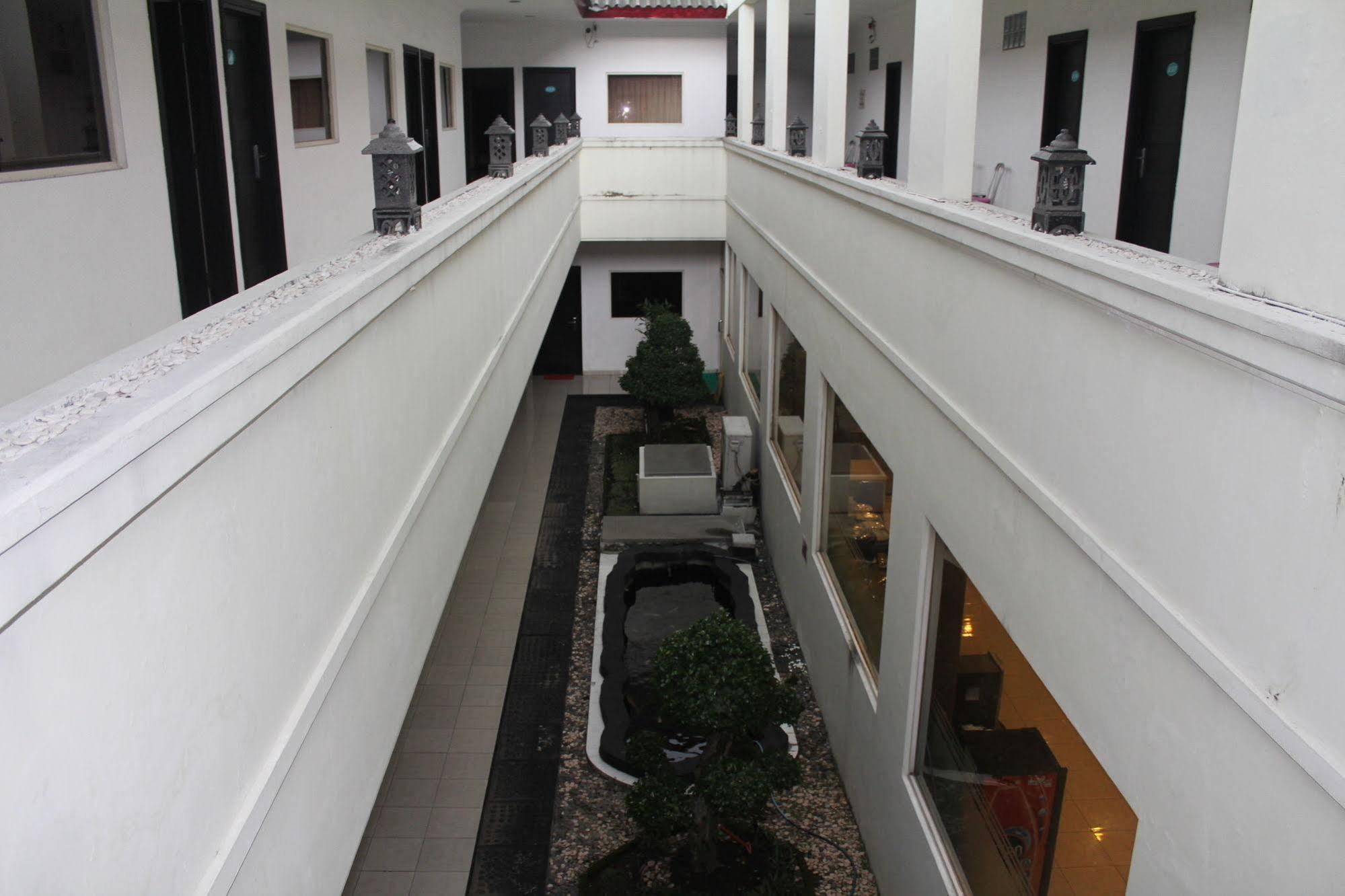 Hotel Sinar 3 Sedati Exteriér fotografie